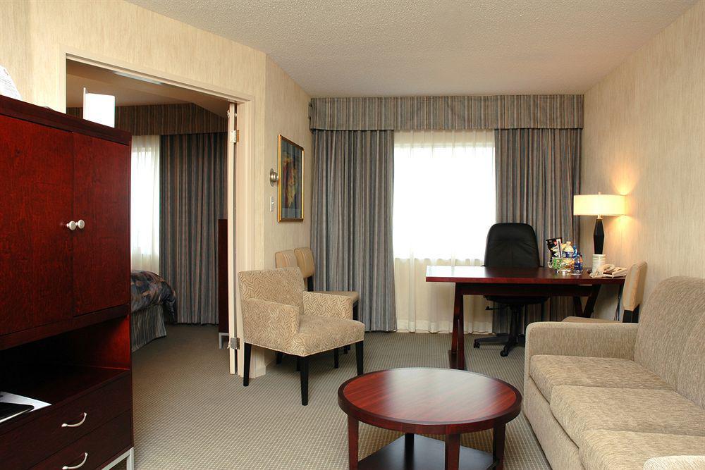 Comfort Suites London Exterior foto